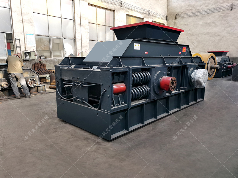 鵝卵石對輥破碎機介紹，為什么選擇金聯(lián)機械？